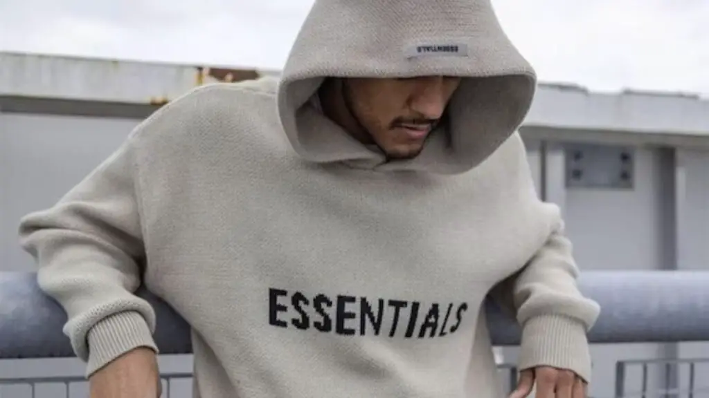 The Essentials Hoodie: A Symbol of Comfort, Style, and Versatility